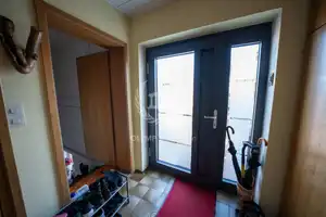 RESERVIERT!: Familienidylle in Nittendorf: Einfamilienhaus mit Garten und Umbaupotenzial! – Regensburg (Kreis) – Vorschaubild 12