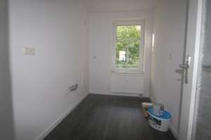 Geräumige 2-Raum-Wohnung mit Balkon & Tageslichtbad in Chemnitz-Lutherviertel - EBK möglich - – Kantstraße 1, 9126 Gablenz, Chemnitz – Vorschaubild 9