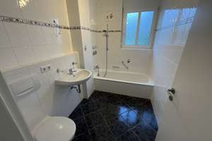 3-Zimmer-Wohnung in München. Ab 1.Oktober verfügbar.  – Rossittener Straße 4, 81249 Lochhausen, München – Vorschaubild 4