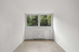 Bezugsfrei - Top sanierte 2-Zimmer Wohnung mit Balkon! – Husemannstraße 5, 47198 Hochheide, Duisburg – Vorschaubild 2