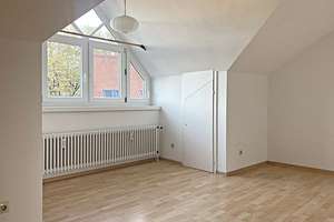 Single-DG-Wohnung mitten in Bad Cannstatt – Die vollständige Adresse der Immobilie erhältst du vom Anbieter., 70372 Cannstatt-Mitte, Stuttgart – Vorschaubild 1