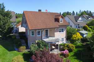 Top gepflegtes 1996er EFH mit Einliegerwohnung in Fichtelberger Bestlage mit Fernblick! – Eichenweg 31, 95686 Bayreuth (Kreis) – Vorschaubild 1