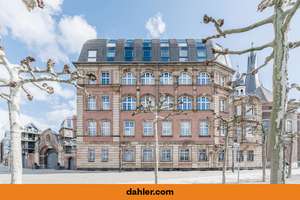 Kameha Residence: Exklusive 4-Zimmer-Wohnung mit Rheinblick, Aufzug, EBK, 2 Bädern, TG-Stellplatz
