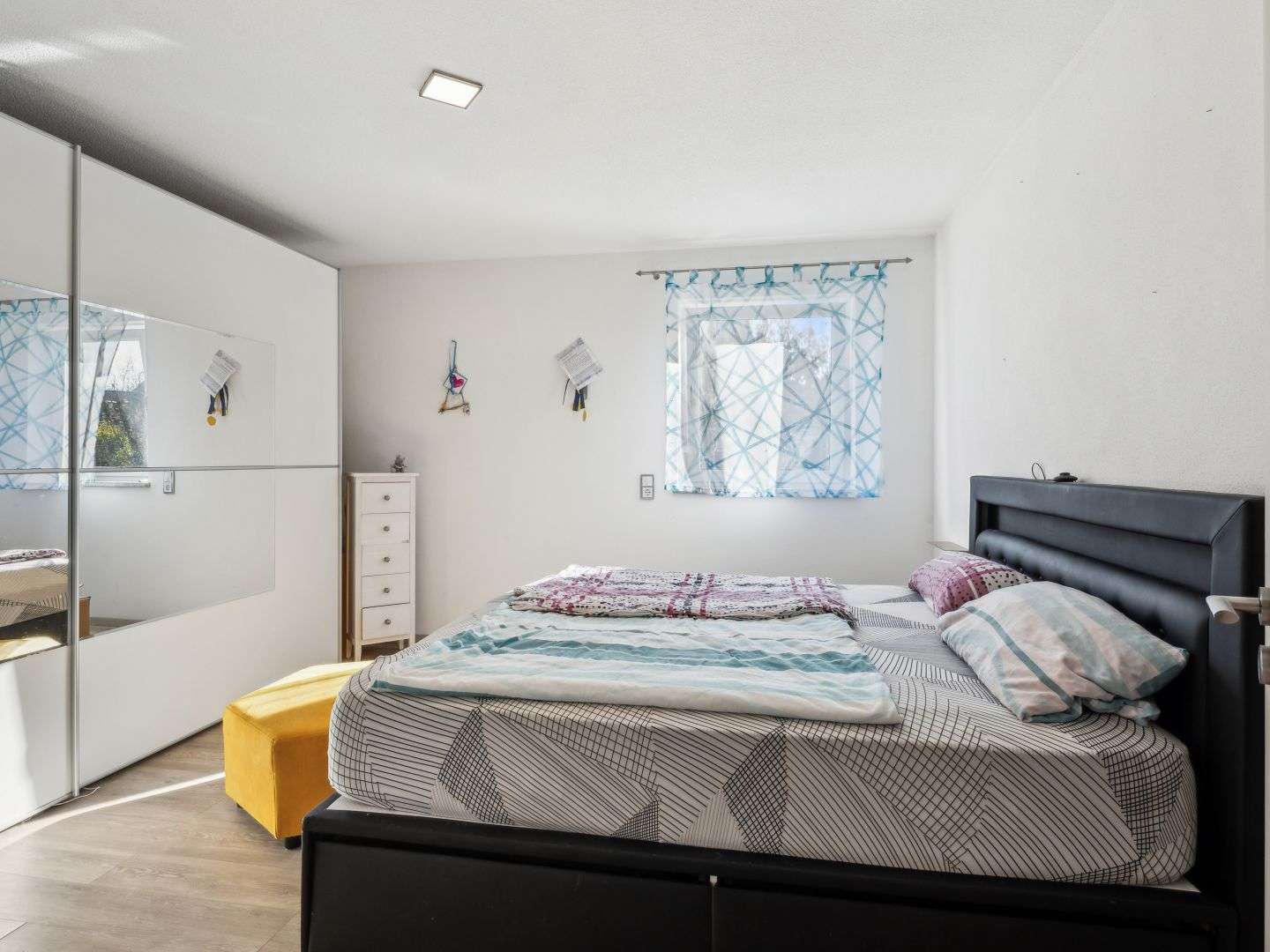 Immobilie in Langerringen - Neuwertiges, großes Einfamilienhaus in Langerringen - OT Gennach - Bild 3