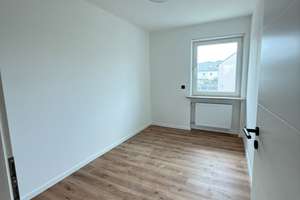 IMMO LOVE Hochzoll- frisch renoviertes RMH, 6 ZKB, ca 137 qm Wfl! – Waxensteinstraße 73, 86163 Hochzoll-Nord, Augsburg – Vorschaubild 16