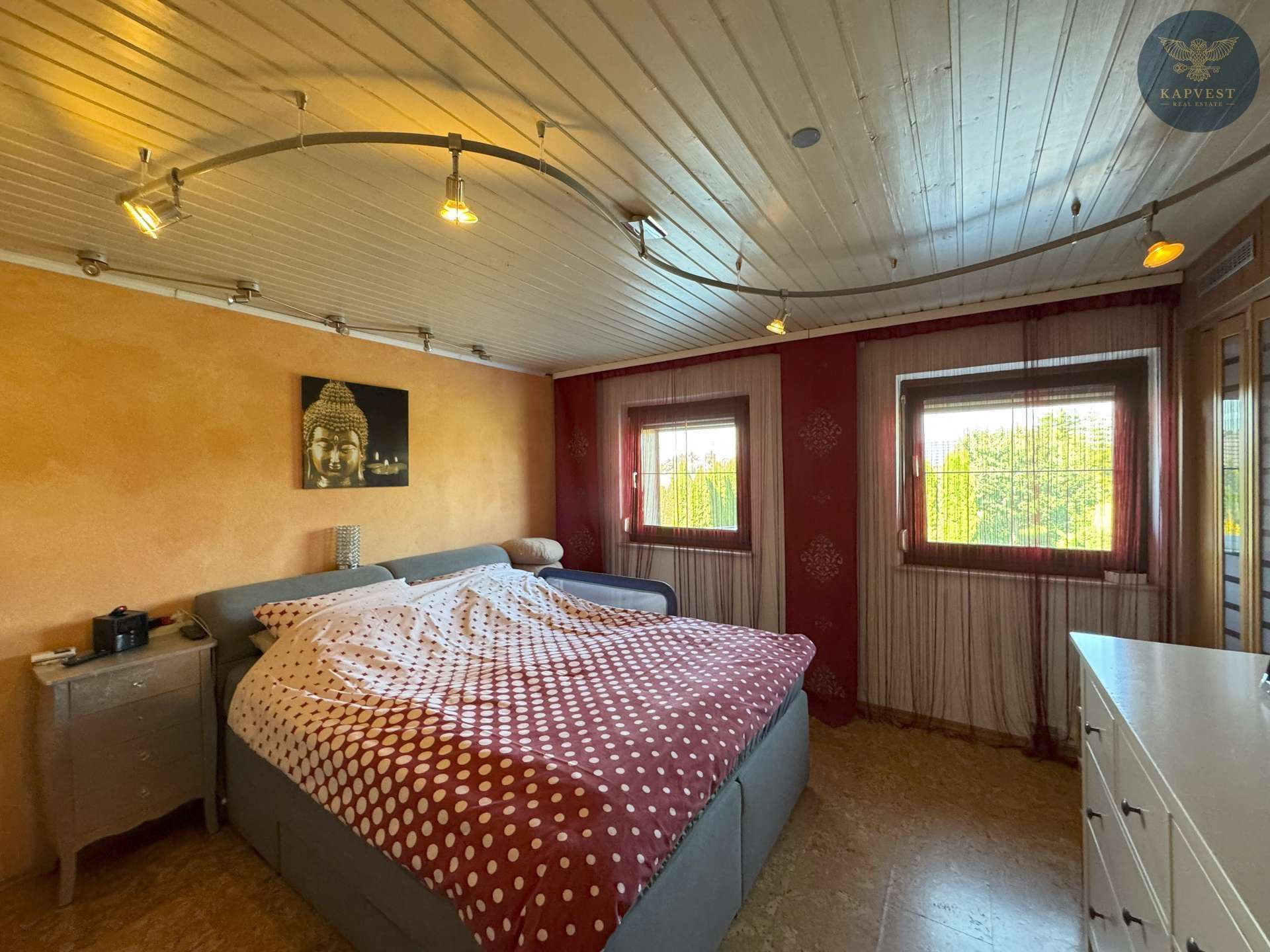 Immobilie in Pilsting - Beeindruckendes Einfamilienhaus in Stil und Größe! - Bild 1