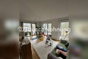 Tauschwohnung: 3-Zimmer NB mit Balkon in X-Berg; suche 3-4 Zi. Mitte, Pberg