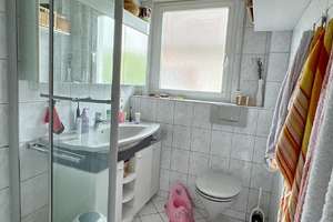 Einfamilienhaus in ruhiger und sonniger Lage mit schönem Garten! – Die vollständige Adresse der Immobilie erhältst du vom Anbieter., 78056 Weigheim, Villingen-Schwenningen – Vorschaubild 12