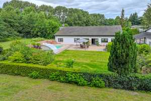 EFH mit überdachtem Pool in Alleinlage // Rügen // Großer Garten // Preis-Leistungs-Highlight – Rügen (Kreis) – Vorschaubild 5