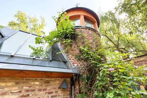 Außergewöhnlicher Bungalow mit Turm und Kaminzimmer in Toplage Köln-Altstadt-Süd