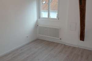 Esslingen-Altstadt: Schöne 4-Zimmer DG Wohnung – Die vollständige Adresse der Immobilie erhältst du vom Anbieter., 73728 Innenstadt, Esslingen am Neckar – Vorschaubild 3