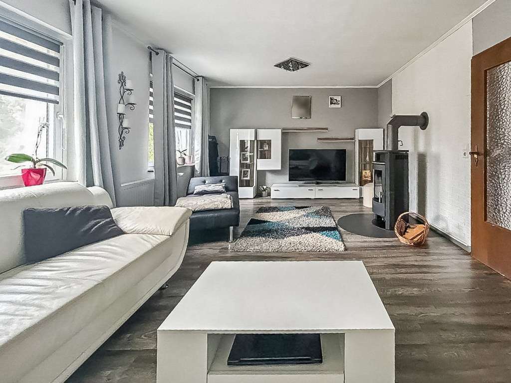 Immobilie in Bad Lauterberg - Zwei Doppelhaushälften in Barbis - flexibel wohnen, investieren oder clever kombinieren - Bild 3