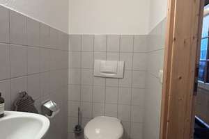 Hochwertige, neu renovierte Wohnung im Herzen von Hardt – ideal für Singles oder Paare – St.Georgenerstr 14, 78739 Hardt – Vorschaubild 9