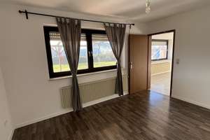 SONNENLAGE! Großes EFH (160 m²) + Doppelgarage + Hobbyräume,Balkon, Terrasse  – Kesseltalstraße 46, 86660 Tapfheim – Vorschaubild 25