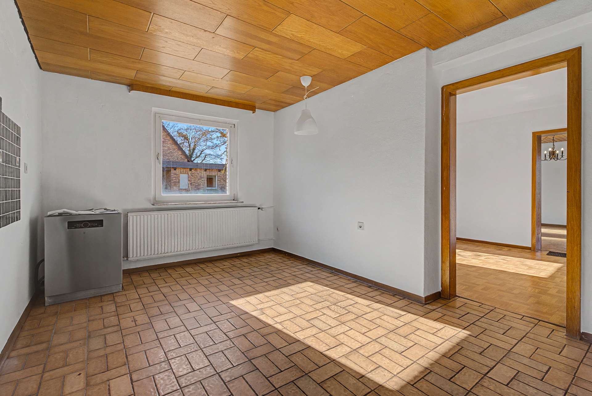 Immobilie in Hasbergen - 1.000 m² Gartenparadies – freistehendes Einfamilienhaus mit viel Platz für Ihre Familie - Bild 2