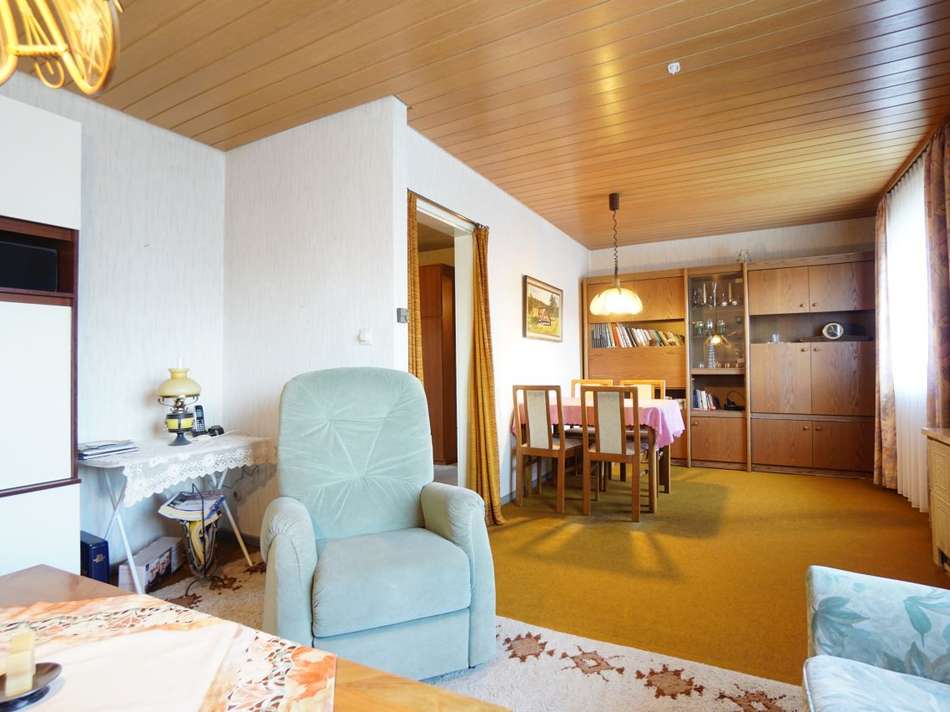 Geräumiges Wohn-/Esszimmer