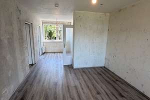 Tolle 2-Zimmer-Wohnung mit Balkon und neuen Böden – Spinozastr. 20, 45279 Freisenbruch, Essen – Vorschaubild 3
