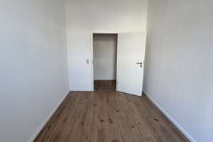 Frisch renovierte helle Dreiraumwohnung mit EBK und Keller – Arndtstraße 2, 39108 Stadtfeld Ost, Magdeburg – Vorschaubild 4