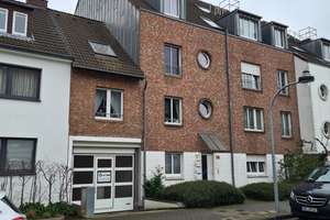 Großzügige 3,5 Zimmer-Wohnung mit Dachterrasse und Tiefgarage in Düsseldorf Unterrath – Auf den Geisten 19, 40468 Unterrath, Düsseldorf – Vorschaubild 2