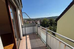 Schöne Dachgeschoßwohnung  + Hobbyraum mit Blick auf Feuerbach und die Weinberge – Die vollständige Adresse der Immobilie erhältst du vom Anbieter., 70469 Lemberg/Föhrich, Stuttgart – Vorschaubild 4