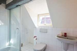 Property thumbnail 9