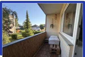 ***Sehr gemütliche, großzügige 1-Zimmer-Wohnung mit Essküche 1,5 km vom Zentrum***