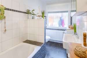 Ein Haus - viele Möglichkeiten: Wohnen für Familie oder Generationen in Nadorst – Die vollständige Adresse der Immobilie erhältst du vom Anbieter., 26127 Nadorst, Oldenburg (Oldenburg) – Vorschaubild 5