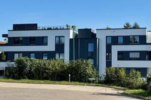 Modernes Appartement mit Einbauküche, Loggia und Stellplatz – Hohensteiner Straße 44, 9366 Stollberg/Erzgebirge – Vorschaubild 1