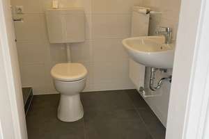 Zuhause mit einem Zimmer in Düsseldorf Etage 2 – Am Götzenkothen 34, 40472 Rath, Düsseldorf – Vorschaubild 9