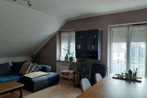 Provisionsfreie  und bezugsfreie helle 2 Zi.Wohnung im DG mit Balkon – Knoglerstr. 50, 84547 Emmerting – Vorschaubild 2