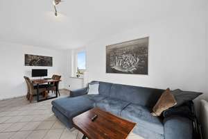 Attraktive 2-Zimmer-Wohnung mit Loggia, Außenstellplatz und Aussicht – Die vollständige Adresse der Immobilie erhältst du vom Anbieter., 72760 Reutlingen-Mitte, Reutlingen – Vorschaubild 6
