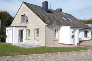 Wohnhaus mit Gewerbegrundstück in Eckernförde Nord – Rendsburg-Eckernförde (Kreis) – Vorschaubild 1