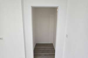 Erstbezug nach Komplettsanierung - gehobene 3 Zimmer Wohnung im Zentrum von Saarbrücken – Ursulinenstraße 40, 66111 St. Johann, Saarbrücken – Vorschaubild 7