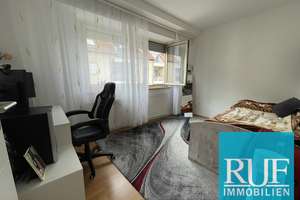 Attraktive 4 - Zimmer - Stadtwohnung als renditestarke Kapitalanlage – Salierstraße 33, 75177 Nordstadt, Pforzheim – Vorschaubild 4