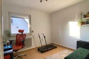 DG! Gemütlich und zentral gelegen, Balkon – Stuttgart – Vorschaubild 3