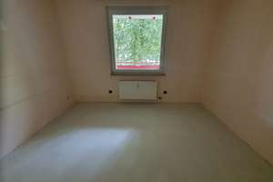 Zum selber gestalten: Unrenovierte 3-Zi.-Whg. mit Balkon und Tageslichtbad in Leherheide im 1. OG – Kurt-Schumacher-Straße 65, 27578 Leherheide-West, Bremerhaven – Vorschaubild 6