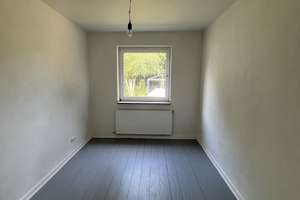 Renovierte-2- Zimmer Wohnung in ruhiger und grüner Lage