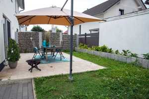 Hochwertige Doppelhaushälfte mit Terrasse, Garten u. vielen Extras in guter Lage von Rheinfelden! – Friedrichstraße 74, 79618 Lörrach (Kreis) – Vorschaubild 2