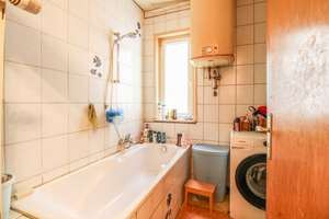 Renditeobjekt in Lauterbach – Zweifamilienhaus mit Gewerbeeinheit und Büroflächen in zentraler Lage – Die vollständige Adresse der Immobilie erhältst du vom Anbieter., 36341 Lauterbach (Hessen) – Vorschaubild 11