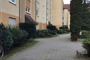Neu renovierte 2-Zi.-Wohnung mit Balkon sucht nette Mieter – 90443 Steinbühl, Nürnberg – Vorschaubild 2