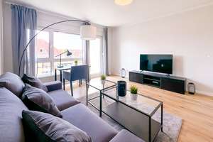 Attraktives Zimmer in hochwertiger Co-Living-WG * EBK * Balkon * Bad mit Wanne *sehr zentral *TOP
