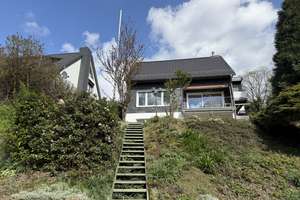 RS-Hasten, Wunderschönes Einfamilienhaus mit schönem Ausblick – Oberhölterfelderstraße 59, 42857 Hölterfeld, Remscheid – Vorschaubild 2