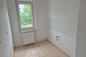 Familienfreundliche 3-Raum-Wohnung mit Balkon sucht nette Mieter – 4249 Großzschocher, Leipzig – Vorschaubild 4