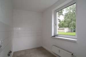 Großer Balkon... Super Lage am Stadtpark... – Herderstraße 13, 9120 Kapellenberg, Chemnitz – Vorschaubild 5