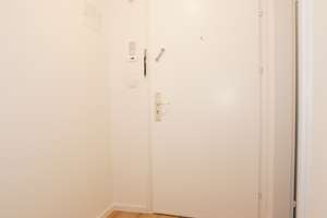 Renoviertes 1-Zi.-Appartement mit ruhiger Süd-Terrasse und eigenem Garten, in U-Bahn-Nähe – Mauthäuslstraße 21, 81379 Obersendling, München – Vorschaubild 8