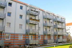 3-Zimmer-Wohnung mit Balkon im 1. Stock