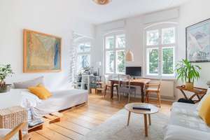 Lichtdurchflutete Altbauwohnung mit besonderer Raumwirkung – Die vollständige Adresse der Immobilie erhältst du vom Anbieter., 12049 Neukölln (Ortsteil), Berlin – Vorschaubild 2
