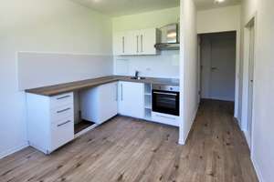 *Großzügiges Wohnglück*  6 Raumwohnung + Einbauküche + 2 Bäder + 2 Balkone! – Hans-Grade-Straße 95, 39130 Neu Olvenstedt, Magdeburg – Vorschaubild 3