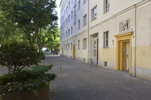 Charmante Altbauwohnung im Hochparterre mit Gartenblick, unweit dem Bürgerpark ***Balkon***vermietet