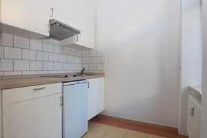 Einbauküche • schickes Laminat • 2-Raum Wohnung • auf dem Kaßberg • jetzt anrufen – Chemnitz – Vorschaubild 5